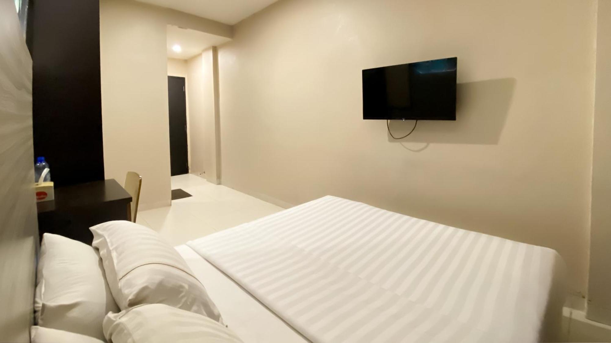 Os Hotel Batu Aji Batam Eksteriør bilde